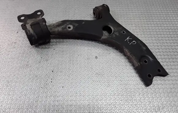 Ford Focus Front lower control arm/wishbone