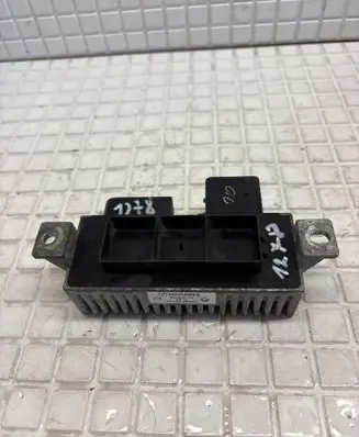 Glow plug pre-heat relay