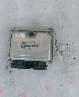 Audi A4 S4 B6 8E 8H Engine control unit/module 8e0907401c