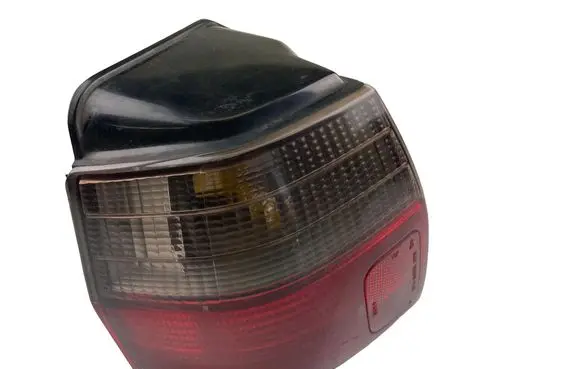 Mitsubishi Galant Rear/tail lights 22087201
