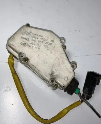 Seat Alhambra (Mk1) Central locking motor 7M0959775Q 404155 95VW9B241AB
