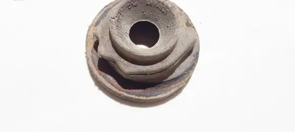 Volkswagen Bora Front coil spring rubber mount 1j0512149b