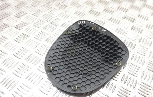 Side speaker trim/cover