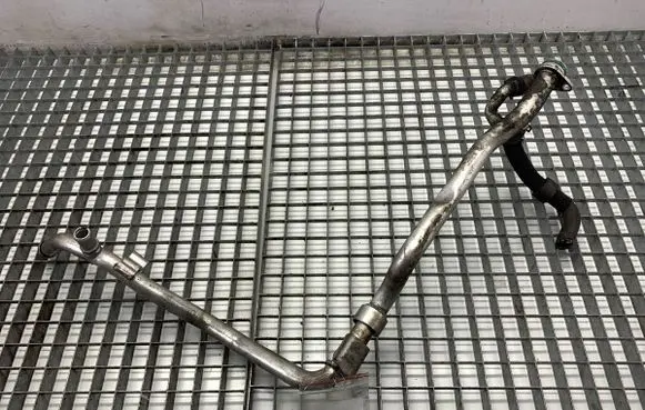 Audi A8 S8 D4 4H Engine coolant pipe/hose 057121073K