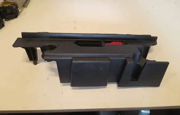 BMW 5 E60 E61 Other trunk/boot trim element 