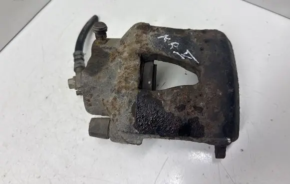 Volkswagen Golf V Front brake caliper