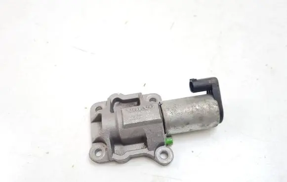Volvo S60 Camshaft vanos timing valve 31372037AA