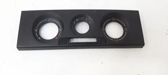 Skoda Fabia Mk1 (6Y) Climate control/heater control trim 6Y0820075