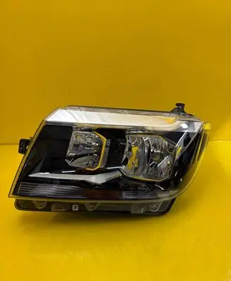 Volkswagen Crafter Headlight/headlamp 7C1941005B