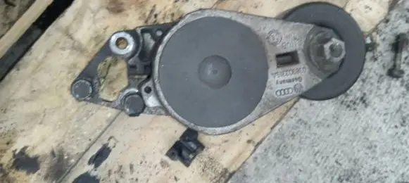 Audi A3 S3 8L Generator/alternator belt tensioner 038903315A