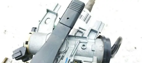 Mitsubishi Grandis Ignition lock