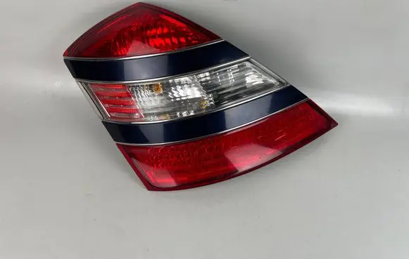 Mercedes-Benz S W221 Rear/tail lights A2218200364