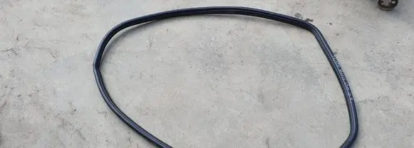 Toyota Auris E180 Rear door rubber seal (on body) 