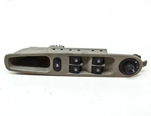 Renault Zoe Electric window control switch 254008973R