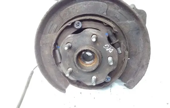 Lexus RX III Rear wheel hub spindle/knuckle 