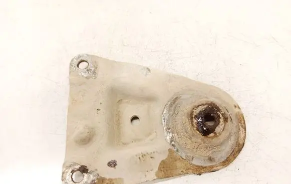 Audi A6 S6 C5 4B Engine mounting bracket 