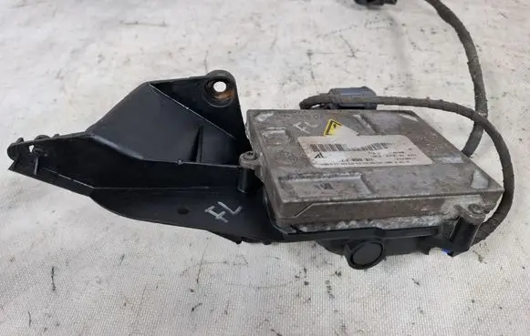 Volvo S40 Headlight ballast module Xenon 30678910 1304490558