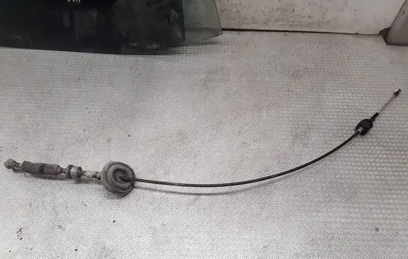 Dodge Caliber Gear shift cable linkage 