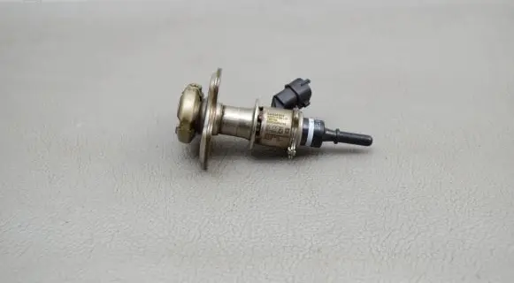 Audi Q5 SQ5 AdBlue injector 7LA131113A