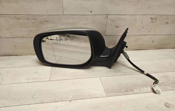 Toyota Avensis T250 Front door electric wing mirror 020058 016057