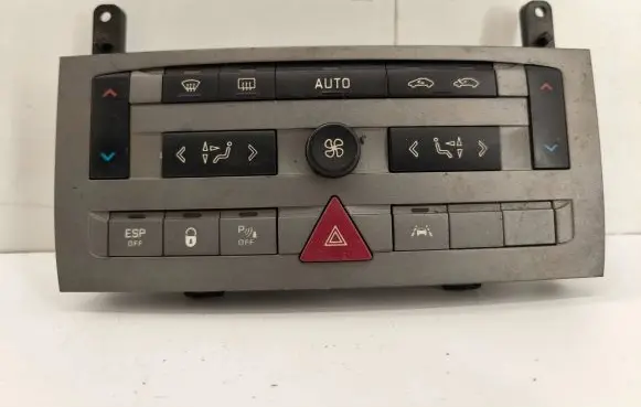 Citroen C5 Climate control unit 96573328 FKKB109183 VP4PUH18C612MH