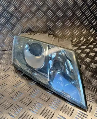 Skoda Octavia Mk2 (1Z) Headlight/headlamp VP4SHX13K046AA 83110009044