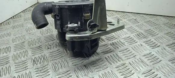 Nissan GT-R Secondary air pump 14810JF03B