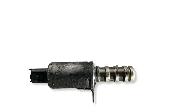 Peugeot 308 Camshaft vanos timing valve V758776080