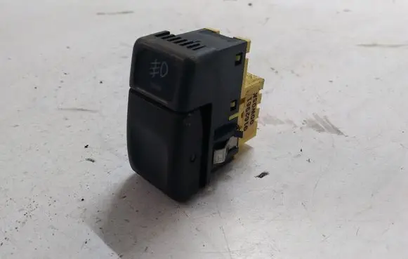Fog light switch
