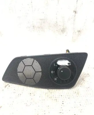 Skoda Octavia Mk2 (1Z) Wing mirror switch 2585 1Z1959565A
