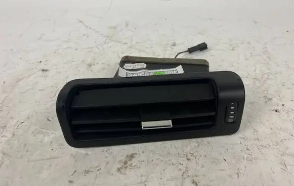 Maserati Quattroporte Air vent grill in roof 670011275