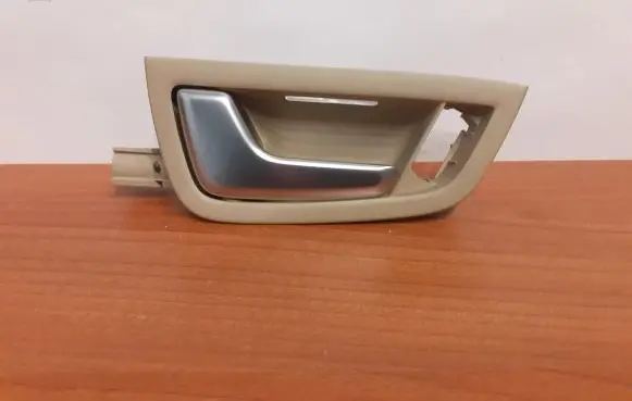 Audi A8 S8 D3 4E Rear door interior handle 2916 4E0837019