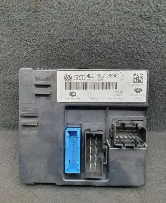 Audi Q7 4L Comfort/convenience module 4L0907289C 4L0910289F