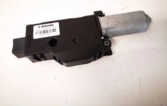 Nissan X-Trail T32 Sunroof motor/actuator 1724414A