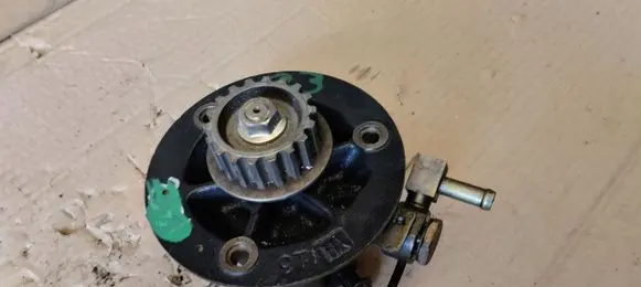 Nissan Almera Vacuum pump 14650