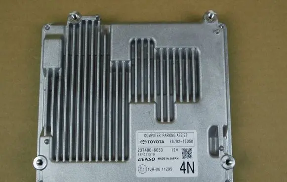 Radio/CD/DVD/GPS head unit