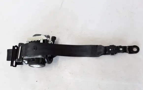 Volvo V60 Front seatbelt 39818843