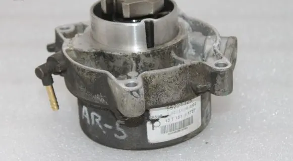 Alfa Romeo Giulietta Vacuum pump 46343257 55221325