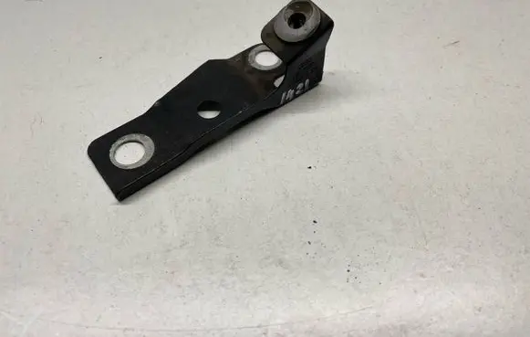Audi A7 S7 4G Fender mounting bracket 4G8809322