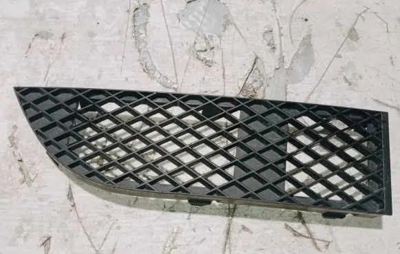 BMW 7 E65 E66 Front bumper lower grill 51117135564 109889101