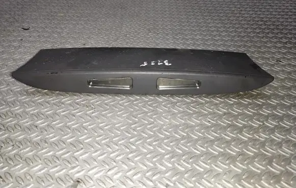 Mercedes-Benz Vaneo W414 Parking PDC sensor display screen A4145420023