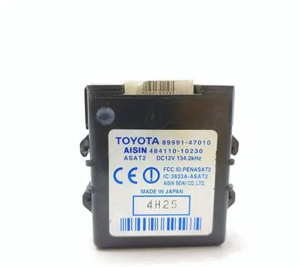 Toyota Prius (XW20) Door control unit/module 8999147010 48411010230 3833AASAT2
