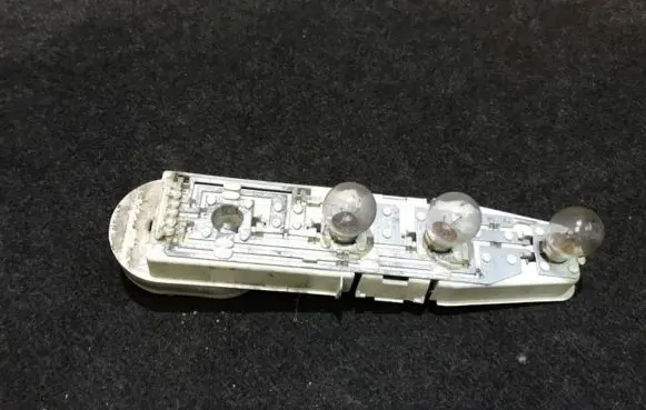 Renault Espace II Tail light bulb cover holder