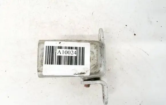 Opel Insignia A Rear door lower hinge ES03A046574