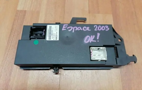 Renault Espace - Grand espace IV Comfort/convenience module 8200029726B 12212159E 8200029726