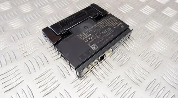 Toyota Yaris XP210 SOS control module 86741K0021 86740K0021