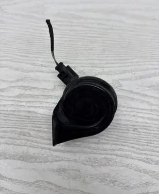 Volkswagen Golf VI Horn signal A048488