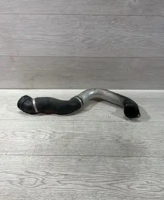 BMW 5 E60 E61 Intercooler hose/pipe 7789052