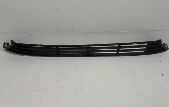 Front bumper lower grill