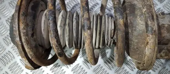 Ford Mondeo MK II Front coil spring